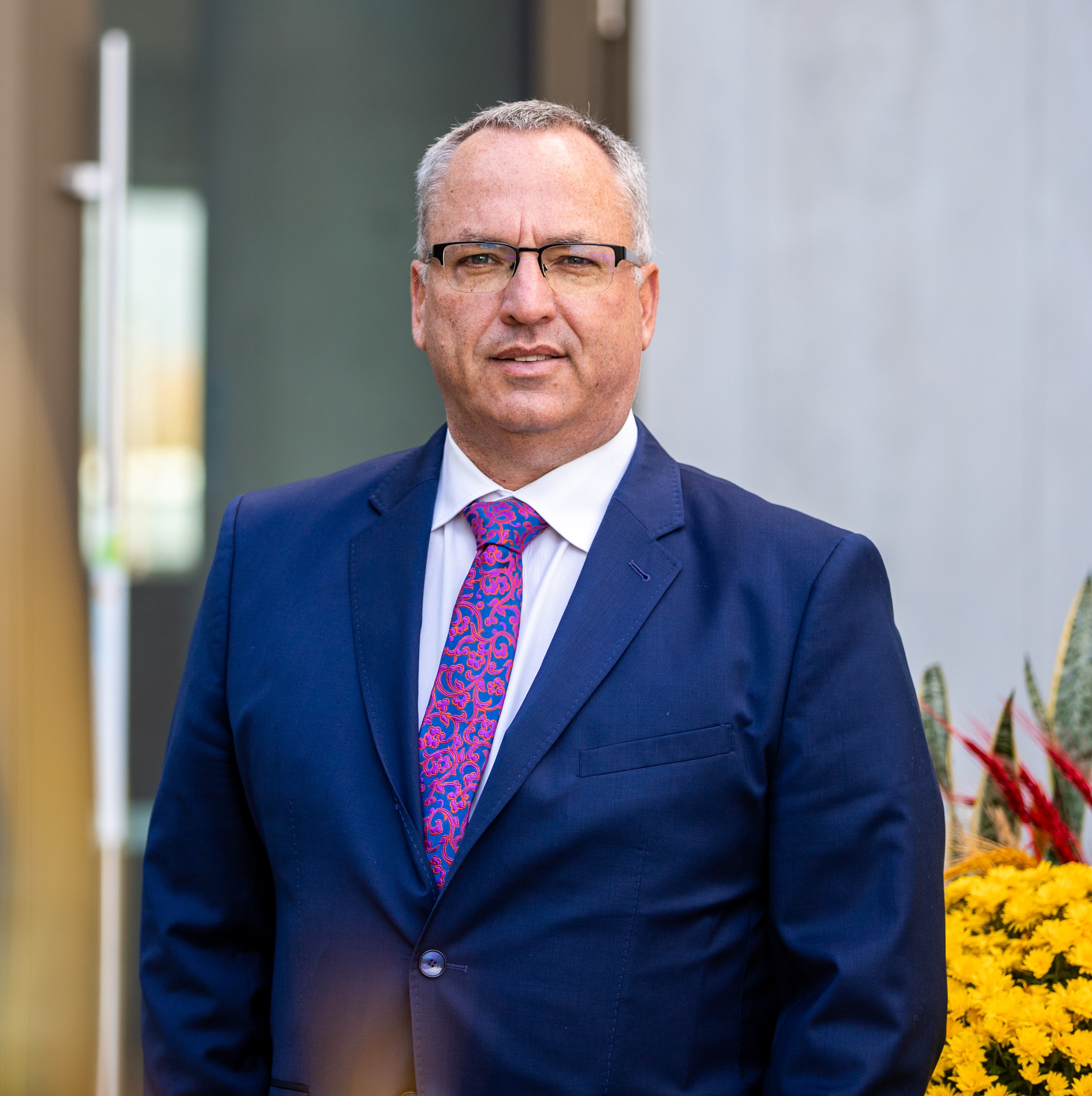 Dr. Steven Murphy 