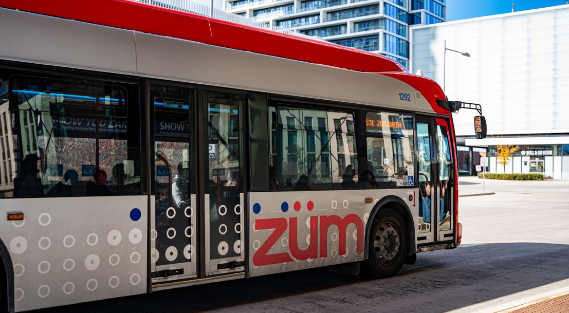 Zum Bus